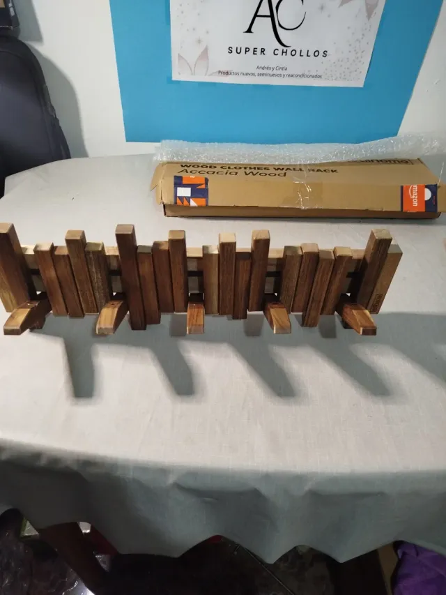 Perchero de madera NAUTEDI