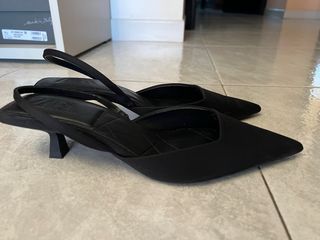 sandali zara bassi con tacchetto