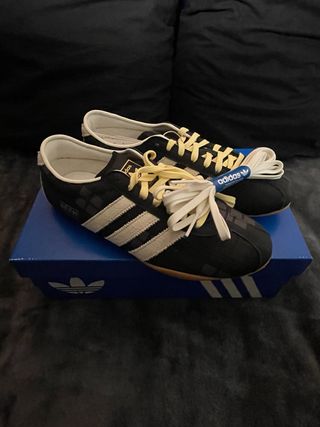 Adidas Tokio Zapatillas Deportivas Negras y Beige