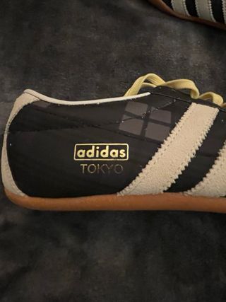 Adidas Tokio Zapatillas Deportivas Negras y Beige