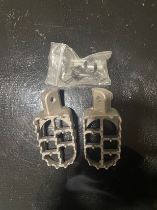 Estriberas moto + resortes