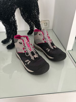 Botas montaña niña Quechua Talla 38