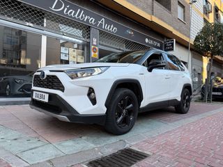 Toyota RAV4 2021