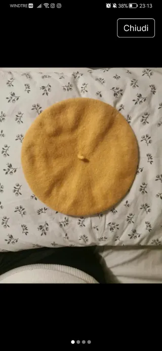 Cappello berretto giallo donna