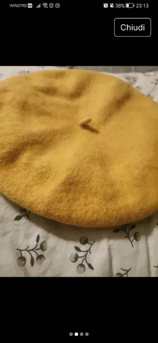 Cappello berretto giallo donna