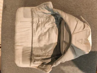 Cojín Ergobaby Easy Snug SIN ESTRENAR