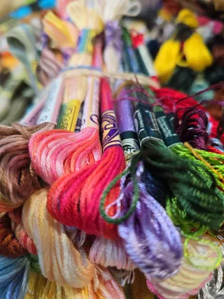 Hilos DMC Satinados y Color Variation