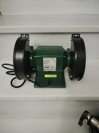 Amoladora Parkside PDOS 200 B2