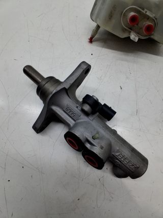 BOMBA FRENO VOLKSWAGEN POLO (2)