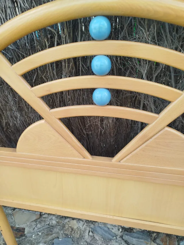 Cabecero de cama de madera