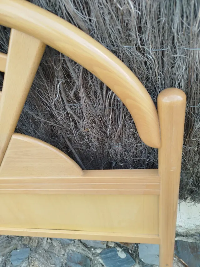 Cabecero de cama de madera