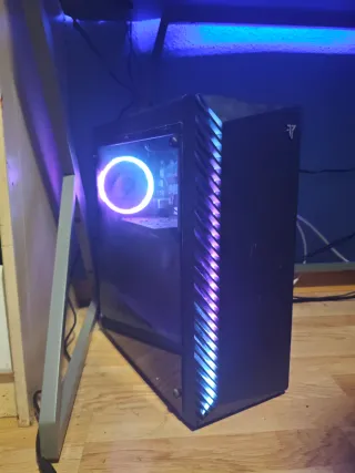 Ordenador Gaming Negro con Luces LED