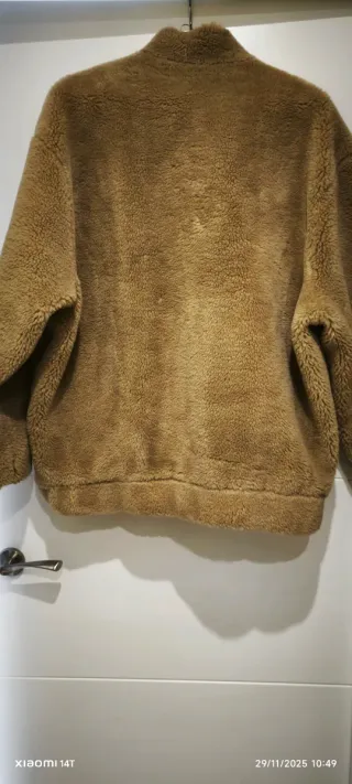 Chaqueta Zara borreguito beige