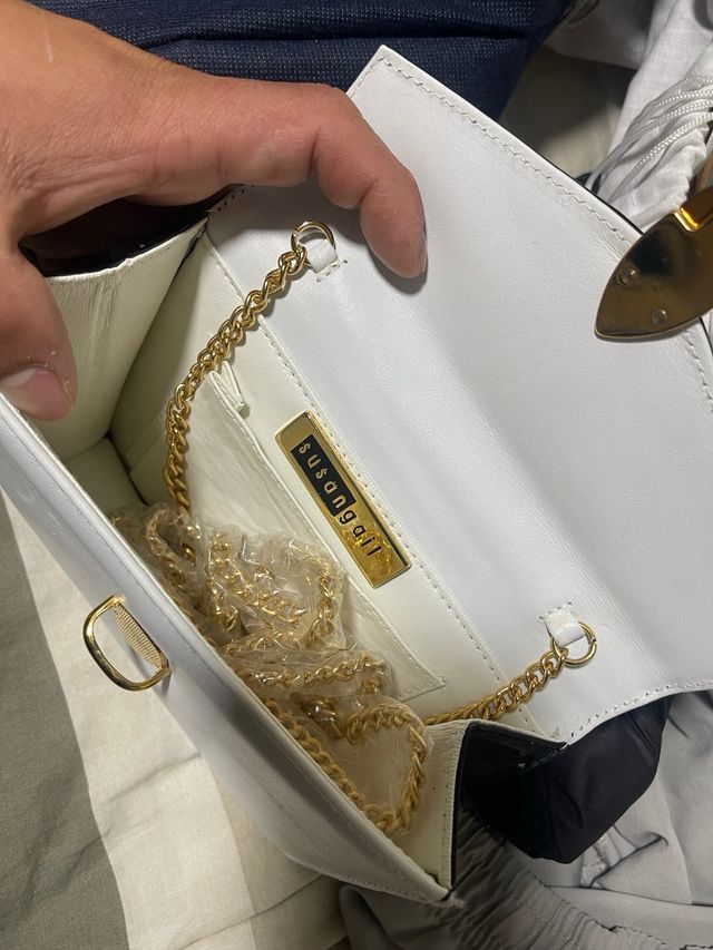 Bolso Beige y Blanco con Monedero