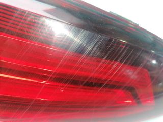 PILOTO TRASERO IZQUIERDO VOLKSWAGEN GOLF VII LIM.