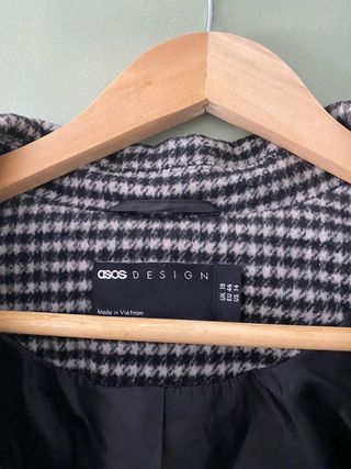 Abrigo oversize Asos T.46