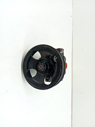 BOMBA DIRECCION KIA CARENS (UN)