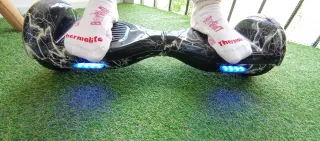 Hoverboard Negro Diseño Rayo