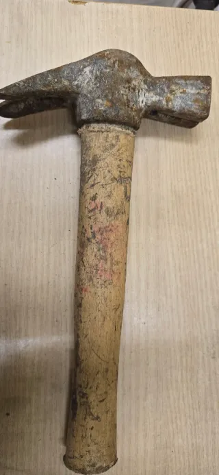 Martillo Bellota con punta