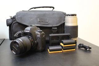 Canon EOS 5D Mark II + 2 objetivos