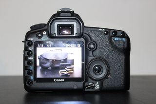 Canon EOS 5D Mark II + 2 objetivos