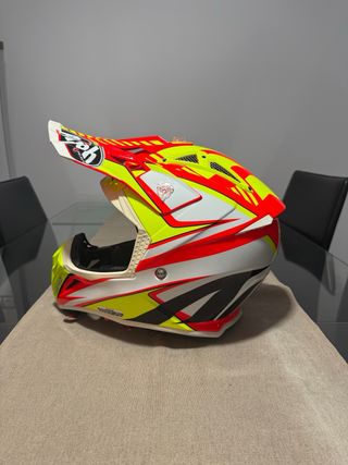 Casco Airoh Aviator 2.2 con Gafas 100% Accuri