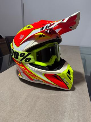 Casco Airoh Aviator 2.2 con Gafas 100% Accuri
