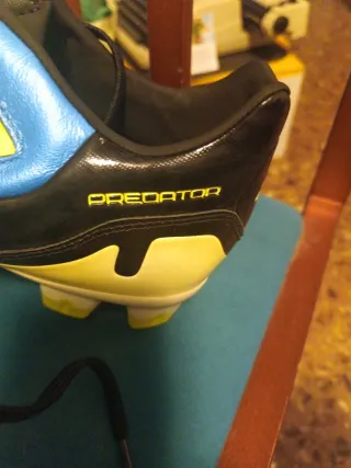 Botas de fútbol Adidas Predator Talla 42