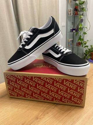 Vans Ward Plataforma Talla 39