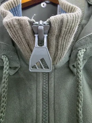 Chaqueta Adidas Talla XXL con Capucha