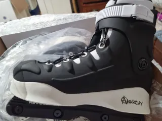 Patines Anarchy revolution II.Negros.T 42