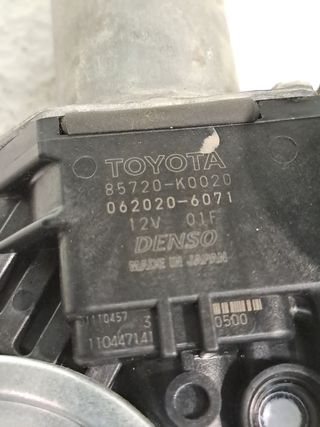 MOTOR ELEVALUNAS DELANTERO IZQUIERDO TOYOTA YARIS