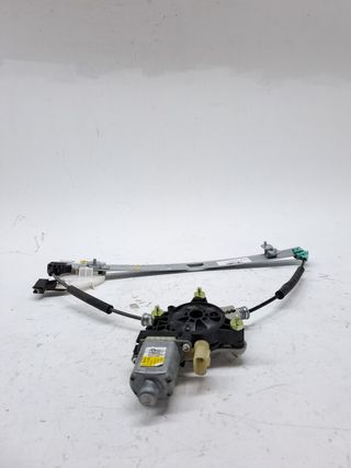 ELEVALUNAS DELANTERO DERECHO KIA STONIC (8)