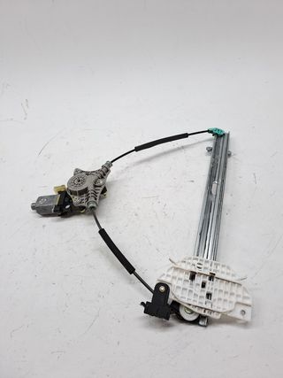 ELEVALUNAS DELANTERO DERECHO KIA STONIC (8)