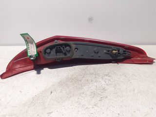 PILOTO TRASERO DERECHO FIAT PUNTO BERLINA (188) (8)