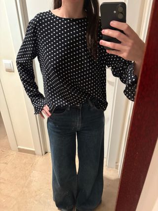 Blusa mujer lunares negra y blanca