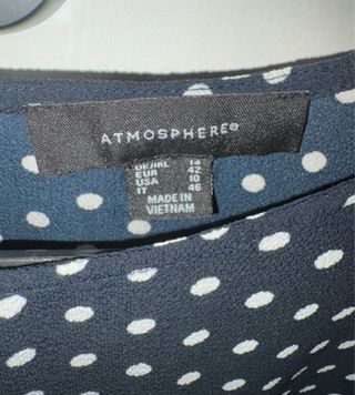 Blusa mujer lunares negra y blanca