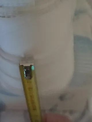 Deportivas blancas y plateadas originales