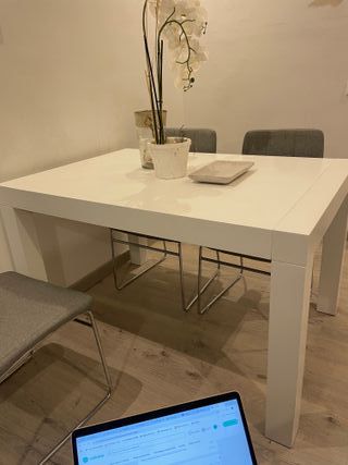 Tavolo da Pranzo Bianco Estensibile + 4 Sedie