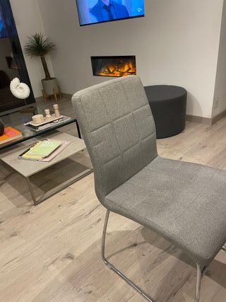 Tavolo da Pranzo Bianco Estensibile + 4 Sedie