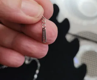 Collana con ciondolo angelo rosso