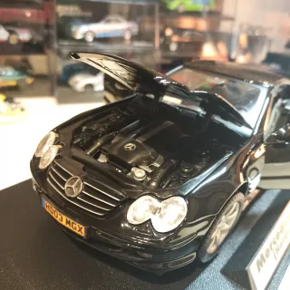 Mercedes-Benz SL500 Convertible 1:18 Motormax