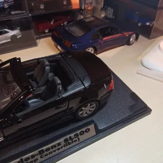 Mercedes-Benz SL500 Convertible 1:18 Motormax