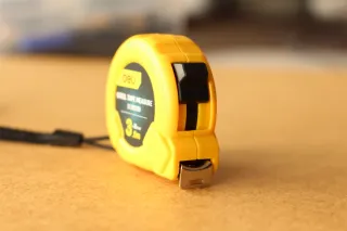 Cinta Métrica Deli DL9003B 3m x 16mm