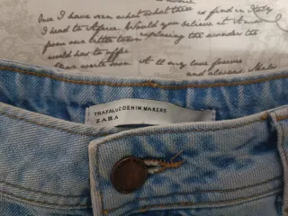 Pantalón corto vaquero Zara