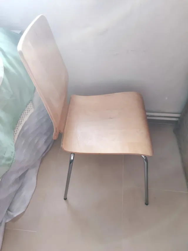 Silla Nórdica Madera y Metal