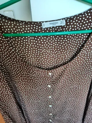 Blusa Mango Viscosa Lunares Marrón y Blanco