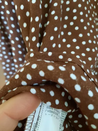 Blusa Mango Viscosa Lunares Marrón y Blanco