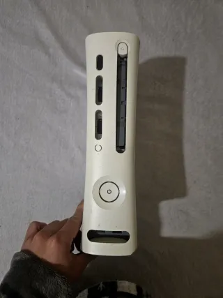 Xbox 360 Completa + 2 Controles+120GB+Juego