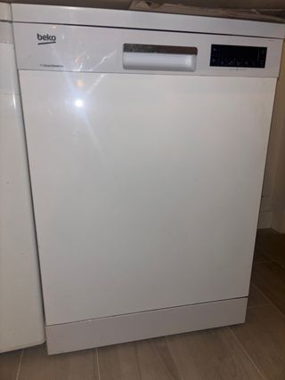 Lavavajillas Beko ProSmart Inverter